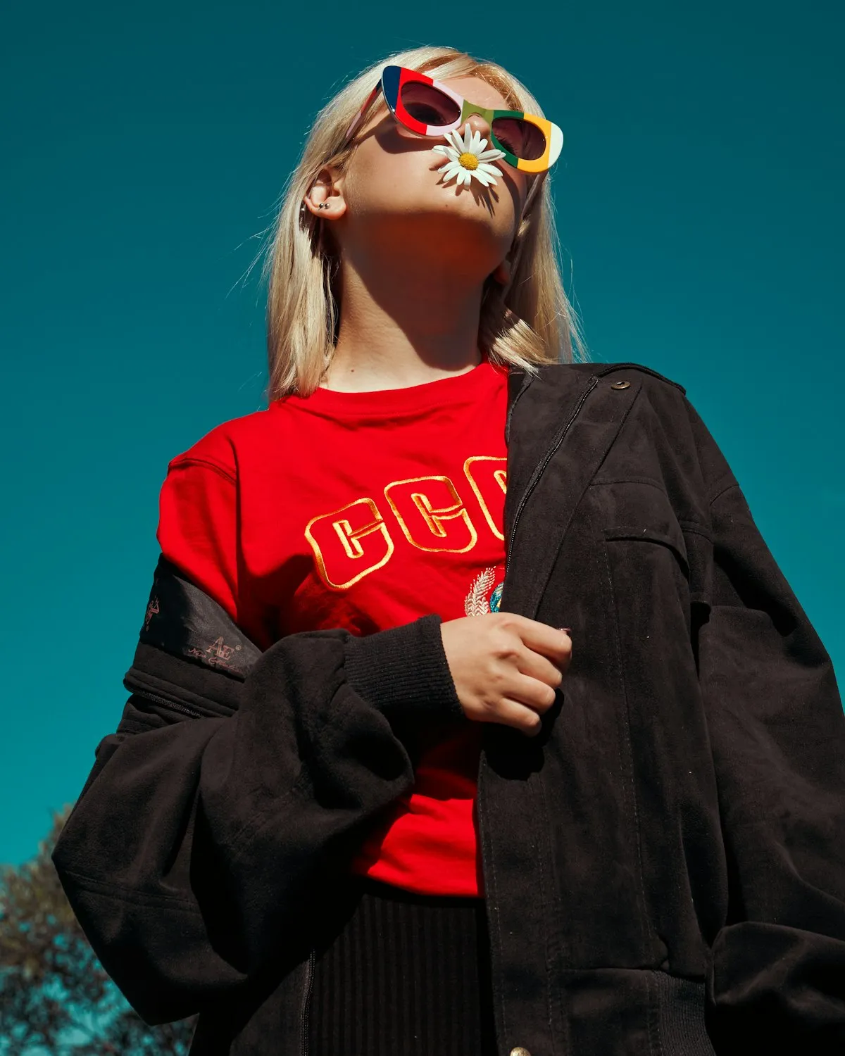 A close beauty frame with directional studio light.
